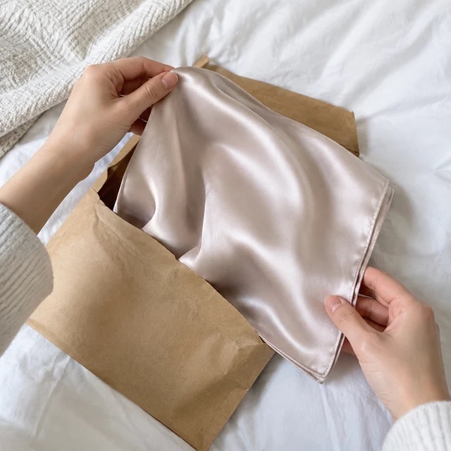 Silk Scarf Unboxing product reference photo