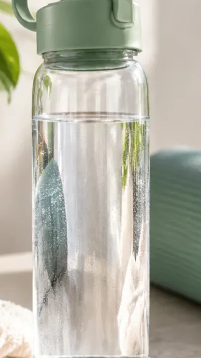 Reusable bottle framed too tightly at the image edge.